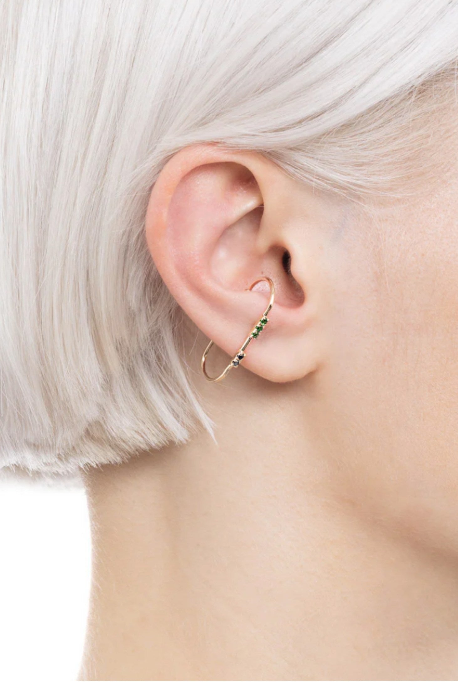 Miró Green Garnet & Black Diamond Ear Cuff M Size